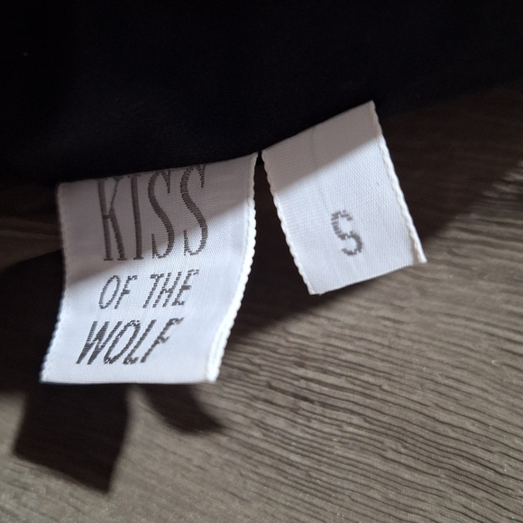 Kiss of the Wolf Fringe Dress - Picture 8 of 10